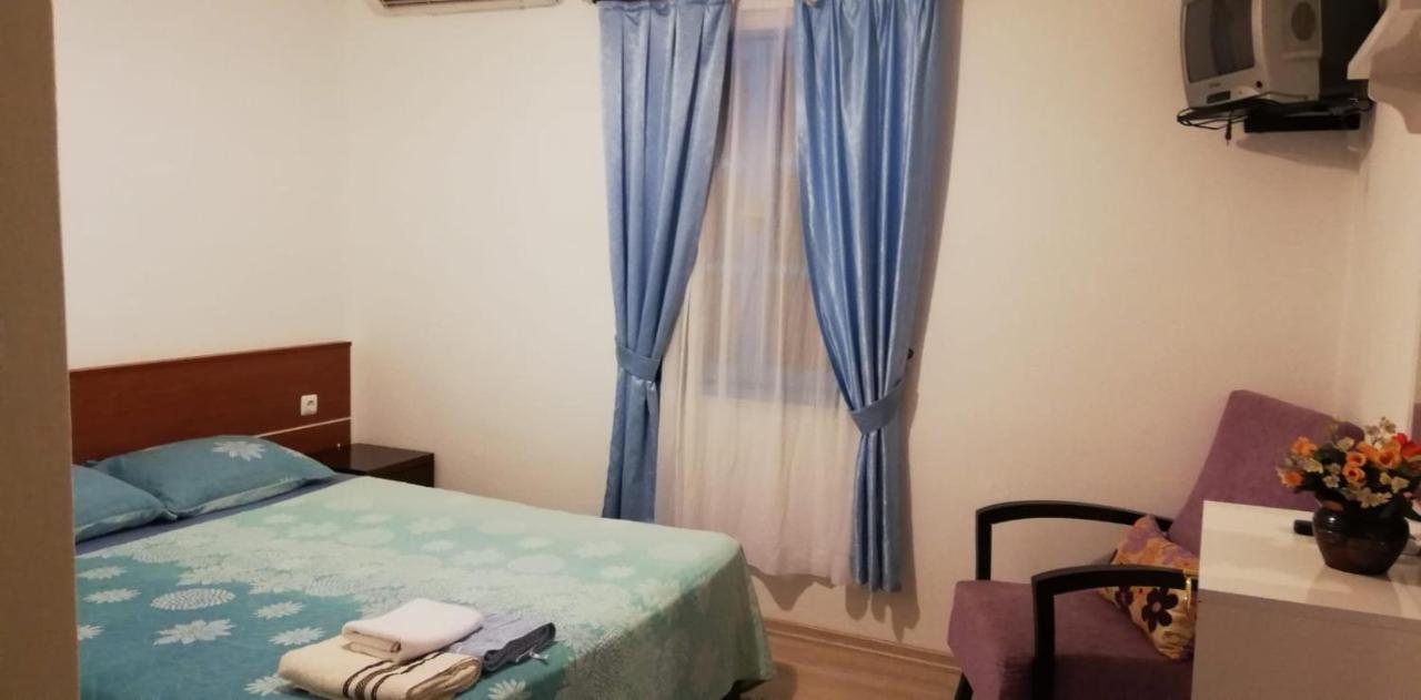 Goekmavi Pansiyon Bodrum Exterior foto